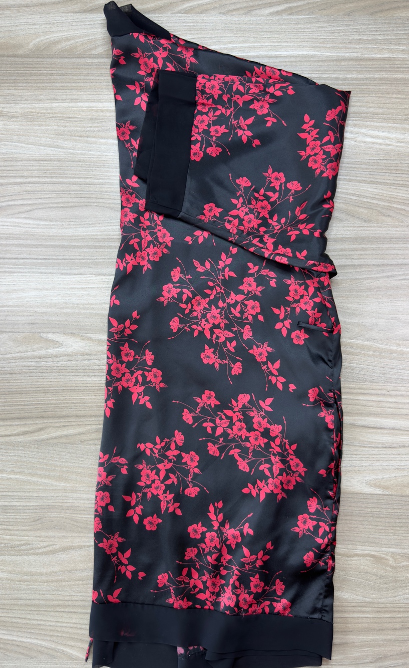 Victoria's Secret Women's Robe Black Red Floral Satin Kimono Size One Size